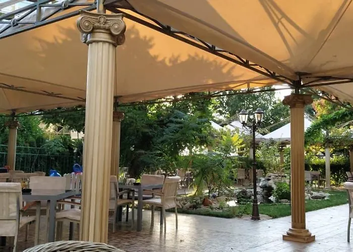 Shipka Szálloda Napospart